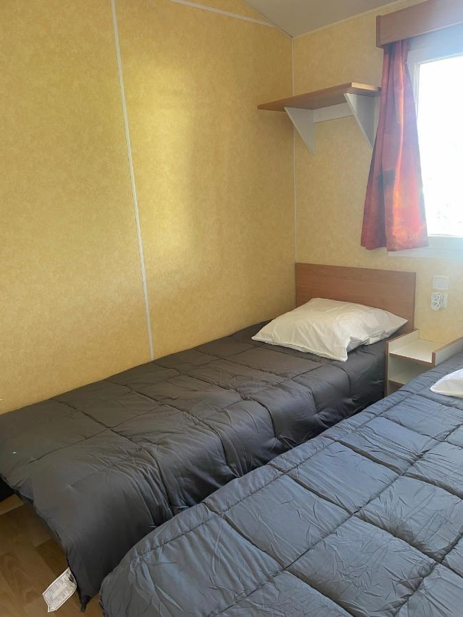 Mobil-Home Au Bord De L'Eau Feins Esterno foto
